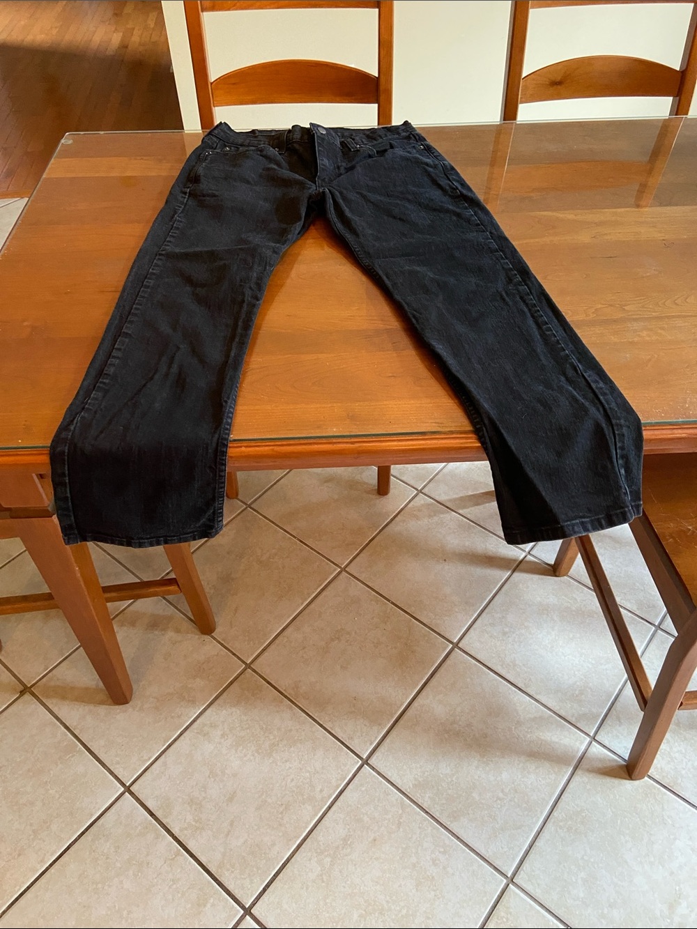 Levi's Men's Black Relaxed Fit Jeans. Great Looking Barely Worn. 32 x 30.